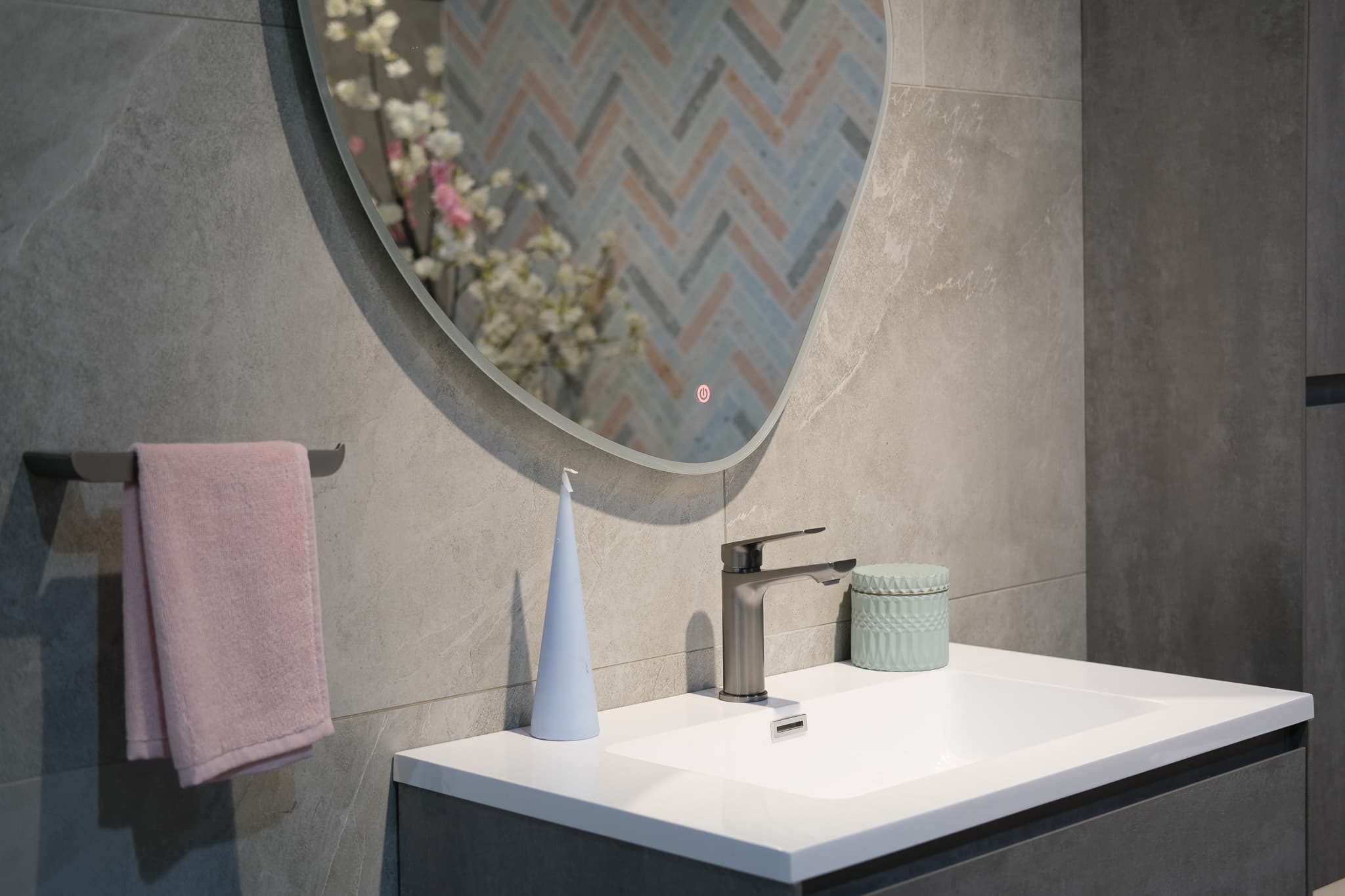 Defining Cohesive Bathroom Design with Meissen Accessories in&nbsp;SA